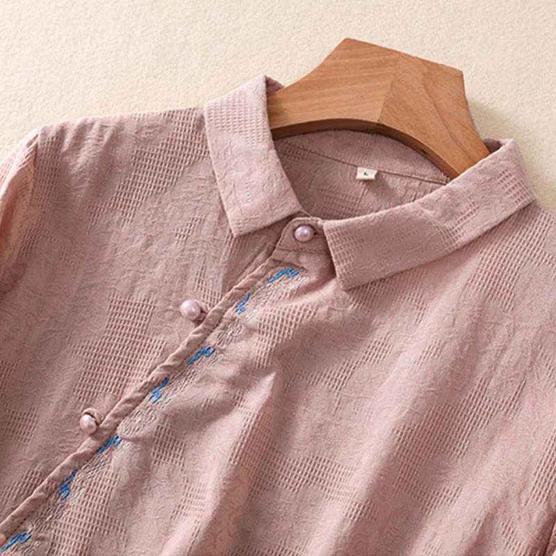 Camicia da donna in cotone a maniche lunghe con ricamo autunnale Buddha Stones, design asimmetrico, bottoni a rana - Image 17