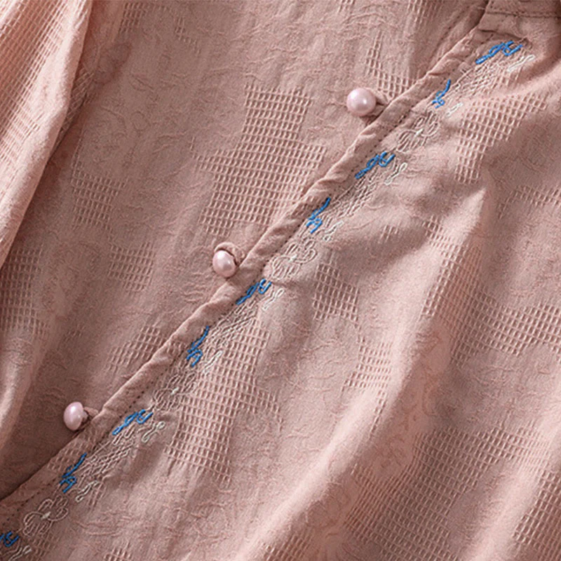 Camicia da donna in cotone a maniche lunghe con ricamo autunnale Buddha Stones, design asimmetrico, bottoni a rana - Image 19