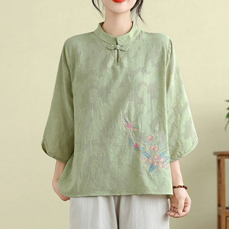 Camicia da donna in cotone con collo alla coreana, maniche a tre quarti, ricamo floreale con Buddha Stones un bottone a forma di rana - Image 2