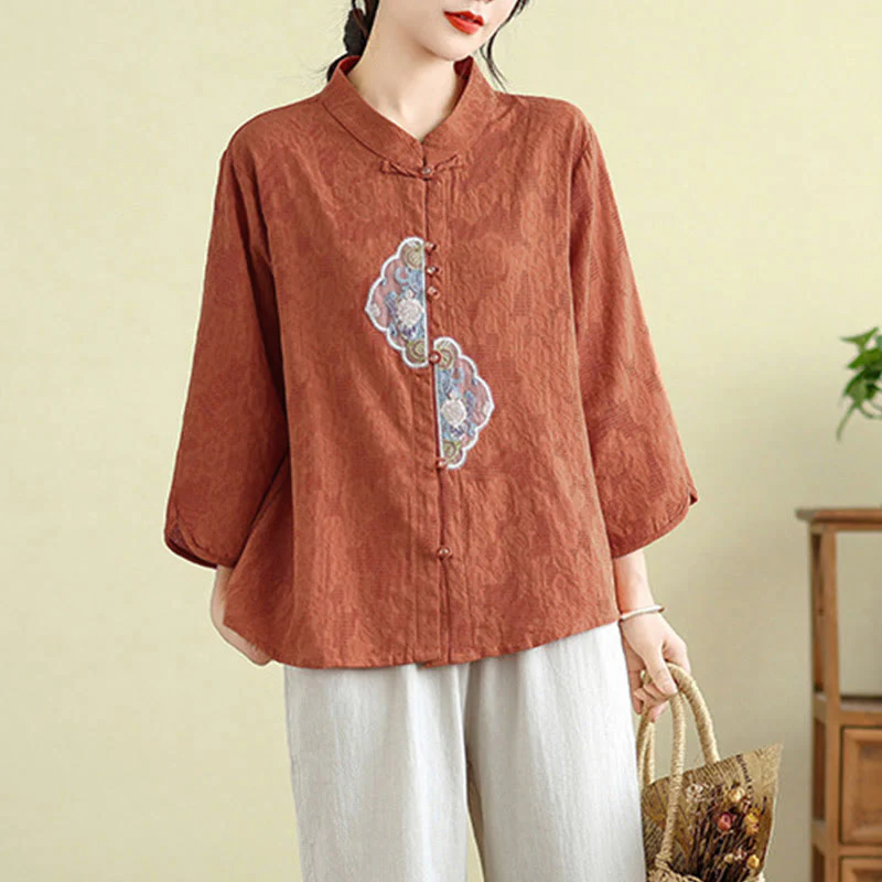 Camicia da donna in cotone con maniche a tre quarti, bottoni a rana, ricamo floreale in jacquard Buddha Stones - Image 4