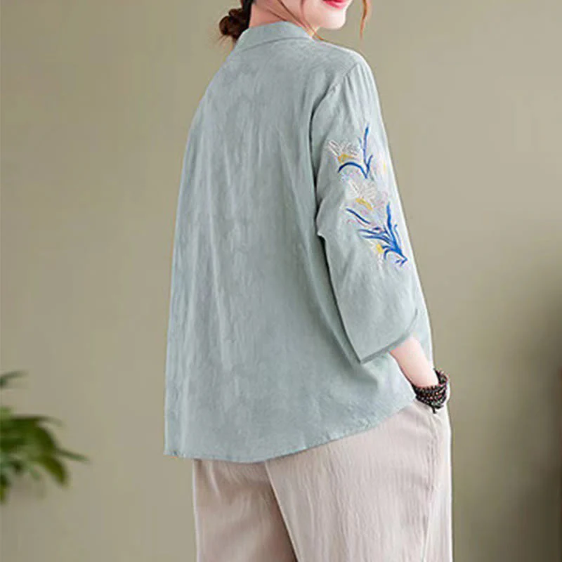 Camicia da donna in cotone e lino con colletto a punta, manica a tre quarti, ricamo estivo con Buddha Stones e fiori - Image 8