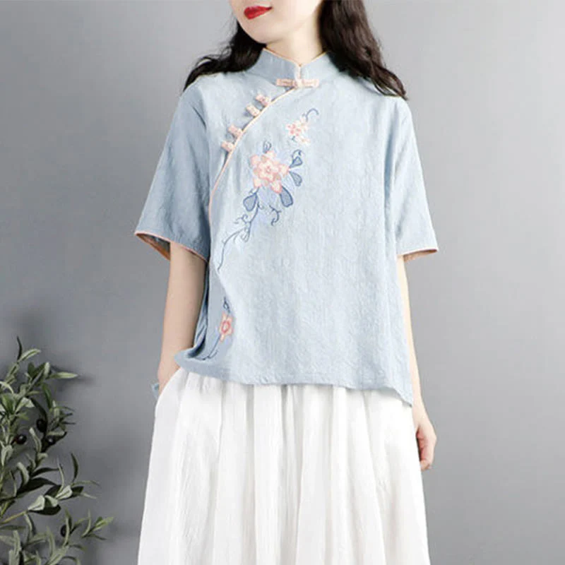 Camicia da donna in cotone e lino con collo alla coreana, bottoni a rana, manica corta, ricamo floreale estivo Buddha Stones - Image 3