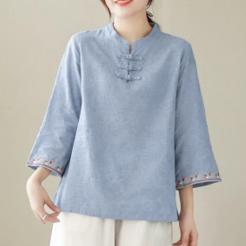 Camicia da donna in cotone e lino con maniche a tre quarti, modello girocollo, in jacquard casual con bottoni a rana e motivo Buddha Stones - Image 15