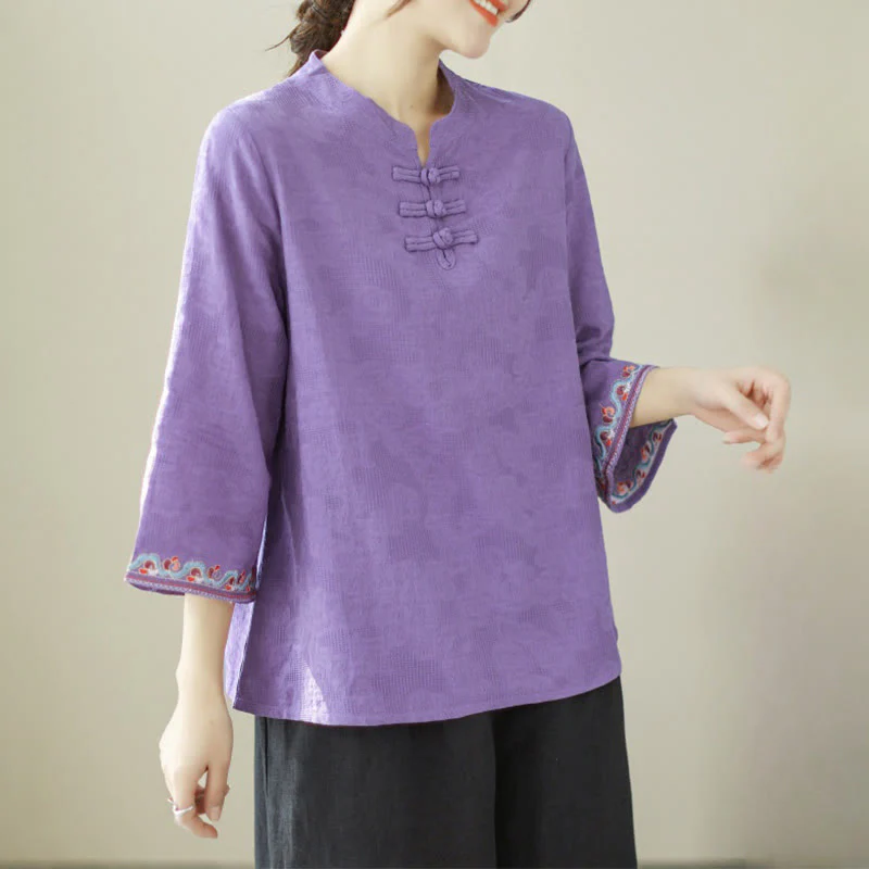Camicia da donna in cotone e lino con maniche a tre quarti, modello girocollo, in jacquard casual con bottoni a rana e motivo Buddha Stones - Image 21
