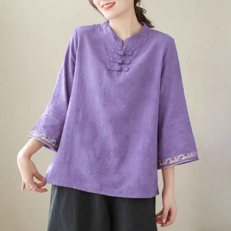Camicia da donna in cotone e lino con maniche a tre quarti, modello girocollo, in jacquard casual con bottoni a rana e motivo Buddha Stones - Image 24