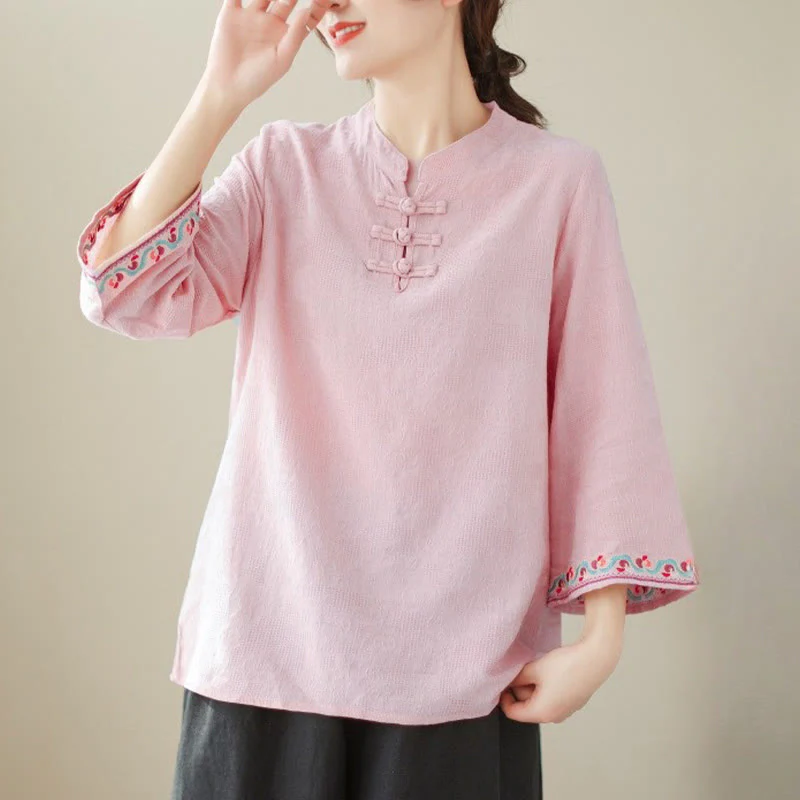 Camicia da donna in cotone e lino con maniche a tre quarti, modello girocollo, in jacquard casual con bottoni a rana e motivo Buddha Stones - Image 28