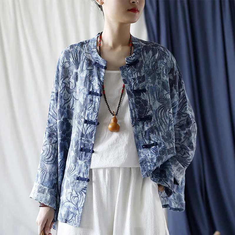 Camicia giacca in lino ramiè a maniche lunghe con motivo a rana, motivo a fiori blu e bianchi, stile retrò Buddha Stones - Image 25