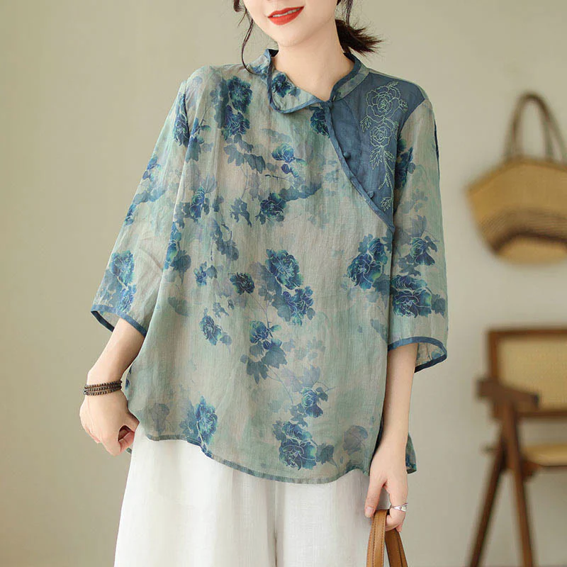 Camicia in lino ramiè con maniche a tre quarti e motivo floreale blu Jacaranda di Buddha Stones, TAGLIA COMODA - Image 10