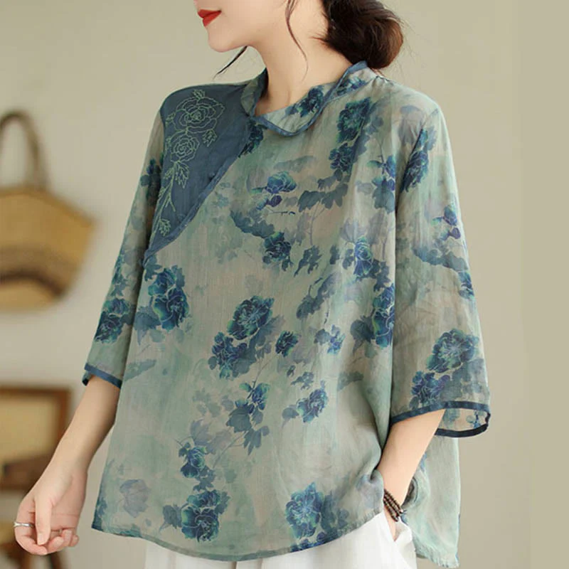 Camicia in lino ramiè con maniche a tre quarti e motivo floreale blu Jacaranda di Buddha Stones, TAGLIA COMODA - Image 5