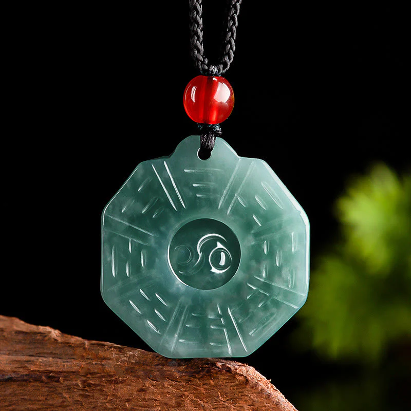 Ciondolo con collana di prosperità FengShui Bagua Yin Yang in giada naturale con Buddha Stones