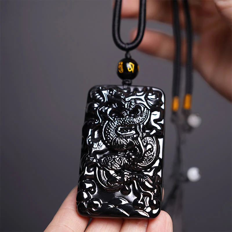 Collana con ciondolo a forma di drago rettangolare in ossidiana nera naturale Buddha Stones incisione