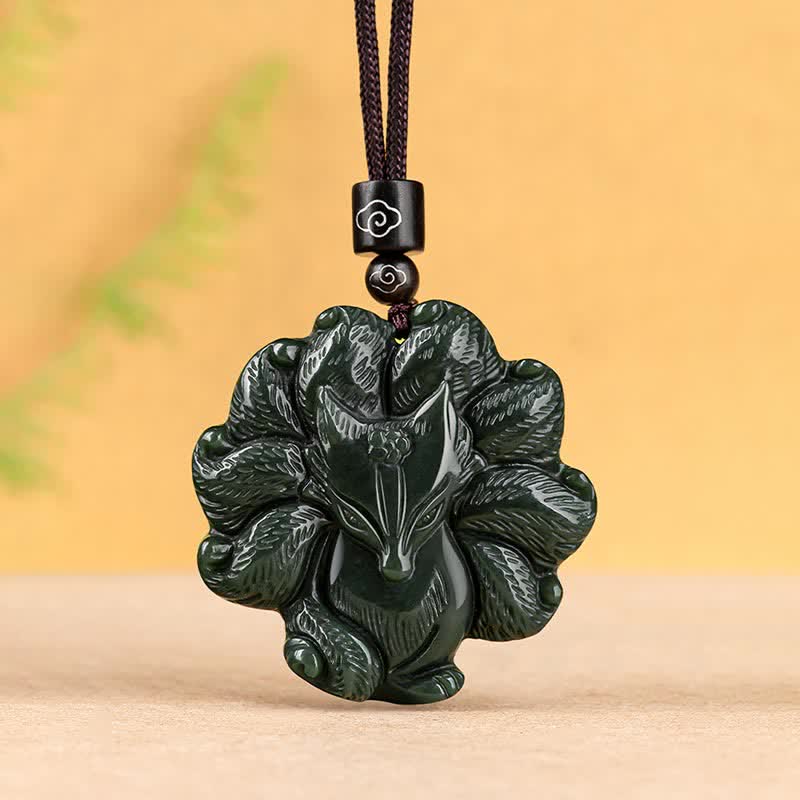 Collana con ciondolo a forma di volpe a nove code in giada ciano di Hetian - Image 6