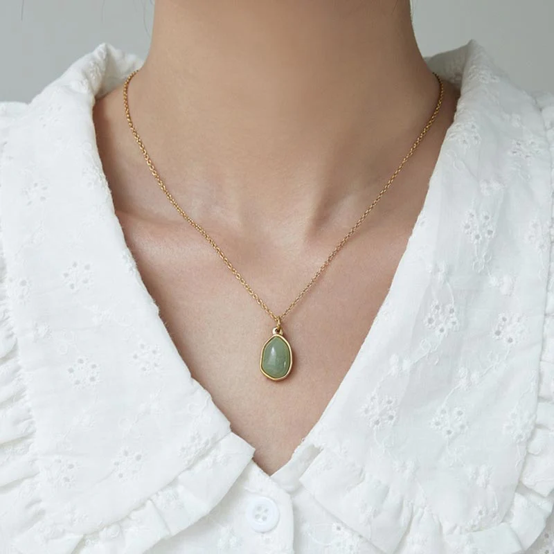 Collana con ciondolo di benedizione in quarzo rosa, ametista, avventurina verde naturale Buddha Stones - Image 4