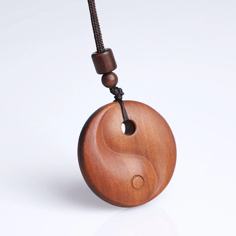 Collana con ciondolo di protezione della fortuna Yin Yang in legno di giuggiola colpito da fulmini Buddha Stones - Image 9