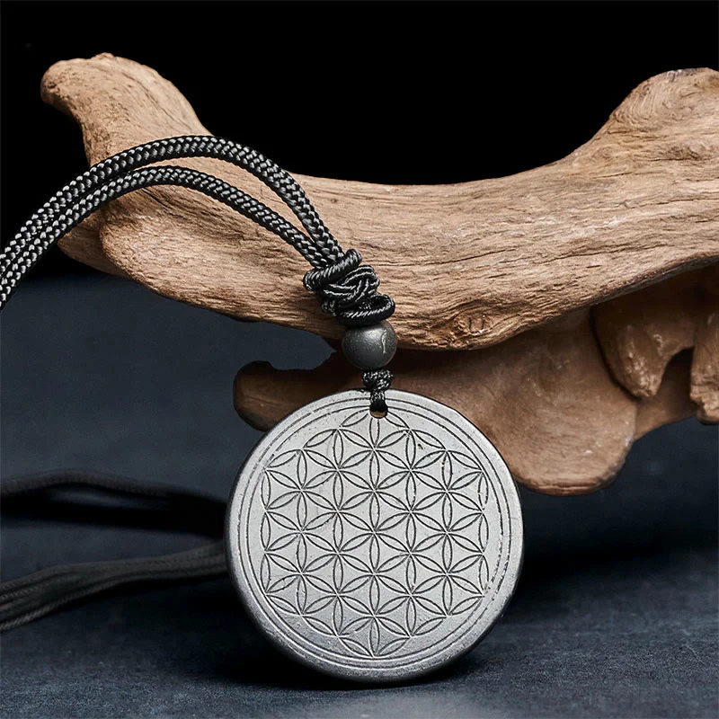 Collana con ciondolo di protezione in pietra di shungite autentica con intaglio del fiore della vita Buddha Stones - Image 11