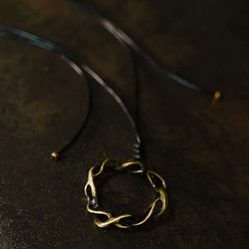 Collana con ciondolo fatto a mano in ottone e rame vintage con pietre Buddha Stones portafortuna - Image 7
