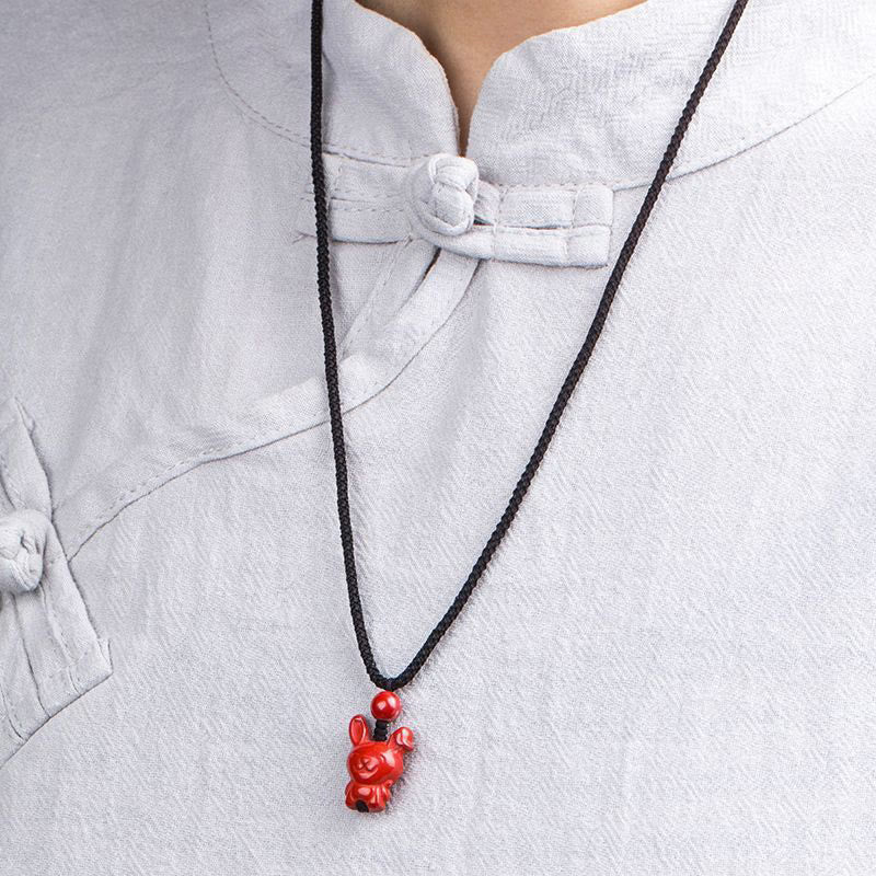 Collana con ciondolo in corda di benedizione in cinabro con design inciso, anno del cavallo, zodiaco cinese Buddha Stones - Image 19