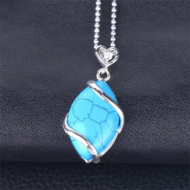Collana con ciondolo in pietra di cristallo naturale con motivo a marquise Buddha Stones - Image 25