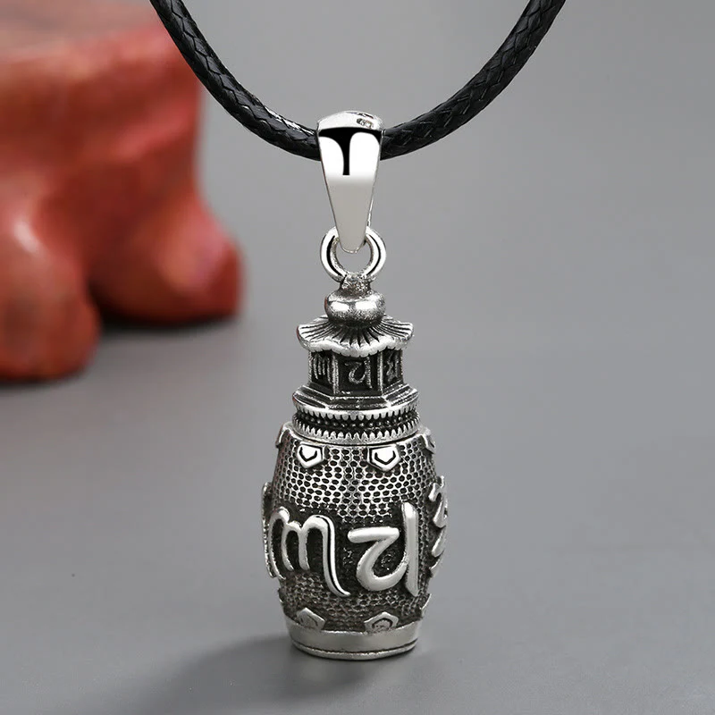 Collana con ciondolo in rame con Buddha Stones Om Mani Padme Hum e creatività