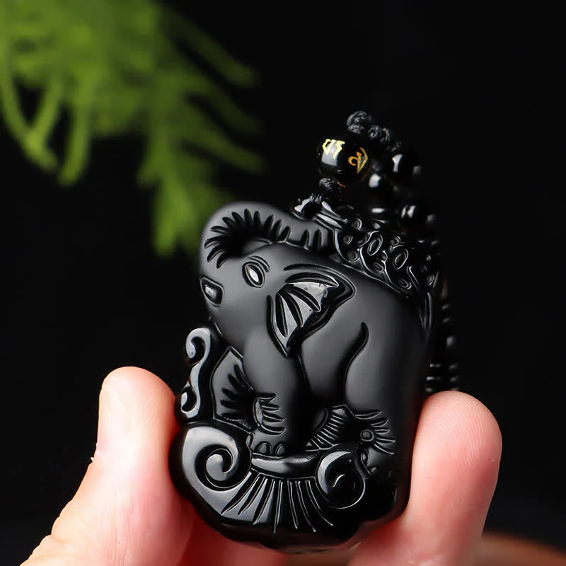Collana con ciondolo portachiavi in corda di protezione per elefante in ossidiana nera - Image 2
