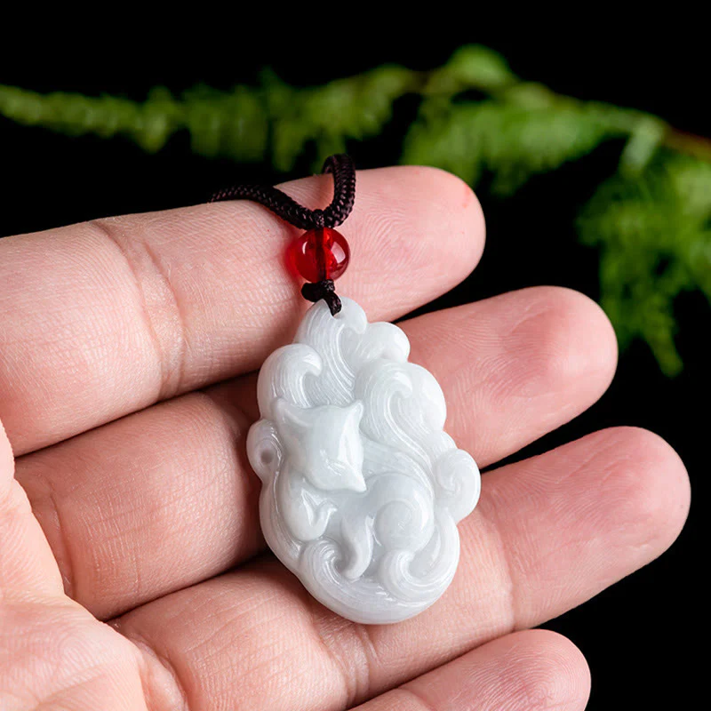 Collana con ciondolo portafortuna a forma di volpe a nove code in giada naturale Buddha Stones - Image 5