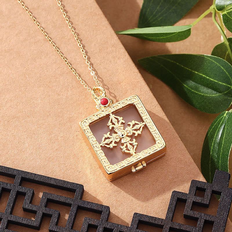 Collana con ciondolo portafortuna con protezione Dorje doppio in giada bianca placcata in oro 24K - Image 8