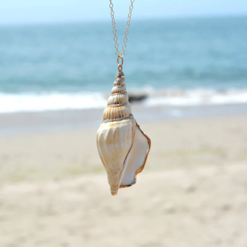 Collana con ciondolo portafortuna in conchiglia naturale Shankha Conch Shell - Image 2