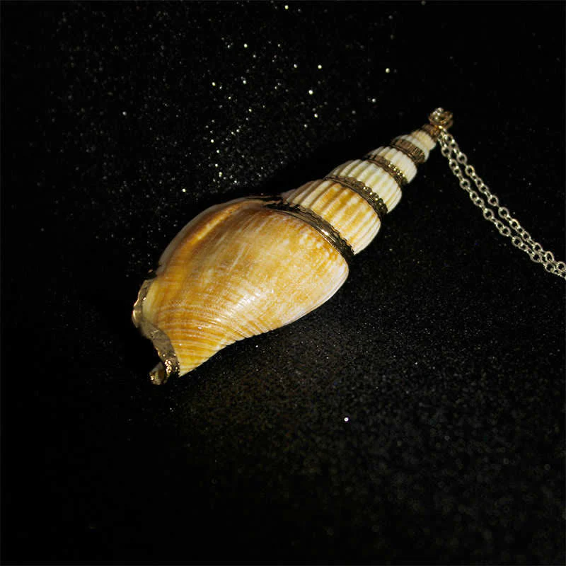 Collana con ciondolo portafortuna in conchiglia naturale Shankha Conch Shell - Image 8