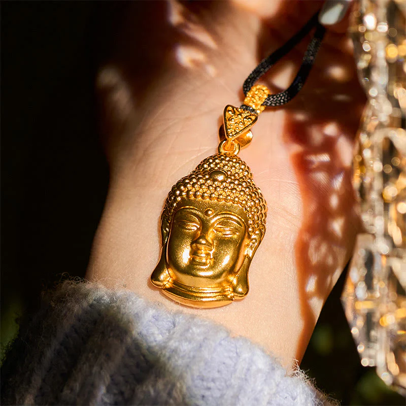 Collana con ciondolo Serenity in cordino intrecciato con simbolo del Buddha in ottone placcato oro 24k Buddha Stones - Image 10