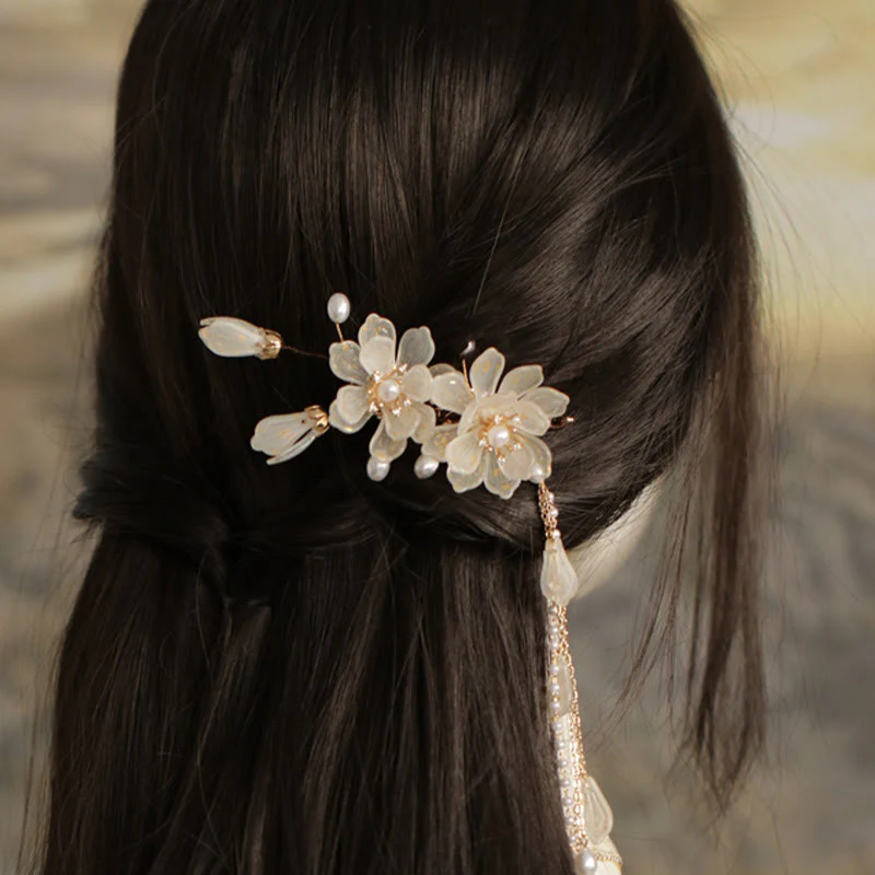 Fermaglio per capelli laterale con nappa di magnolia classica Buddha Stones - Image 4