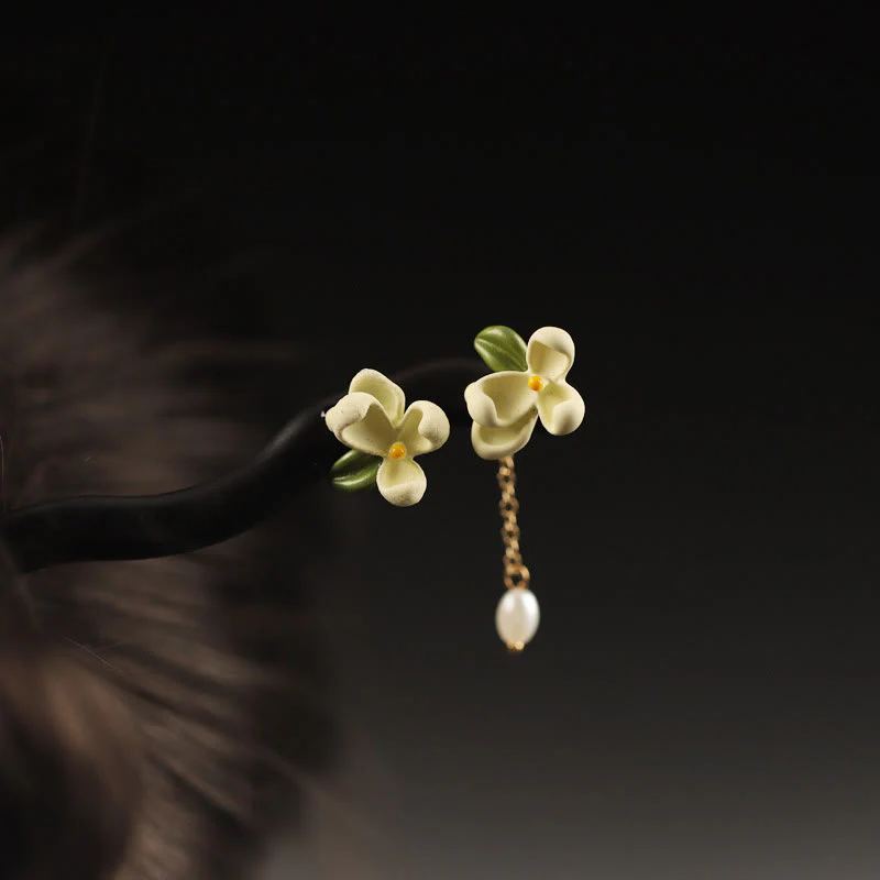 Forcina per capelli con Buddha Stones, ebano, gardenia e nappa, coraggio