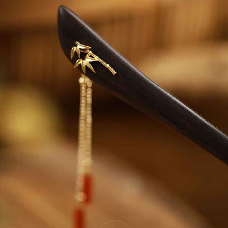 Forcina per capelli con nappa in legno di ebano e agata rossa - Image 3