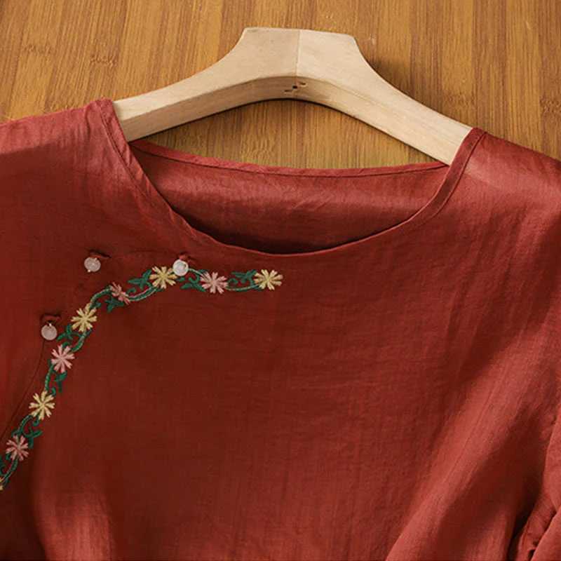 Maglietta girocollo da donna in cotone e poliestere con maniche corte e ricamo casual di Buddha Stones e fiori - Image 3