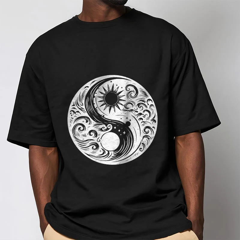 Maglietta in cotone con motivo Buddha Stones, sole, luna, onde e Yin Yang - Image 6