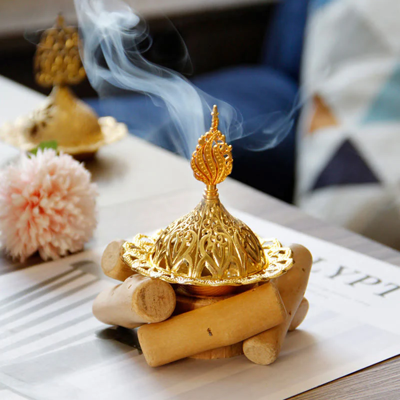 Mini bruciatore di incenso curativo in lega d'oro con sottobicchiere in legno, decorazione per la casa