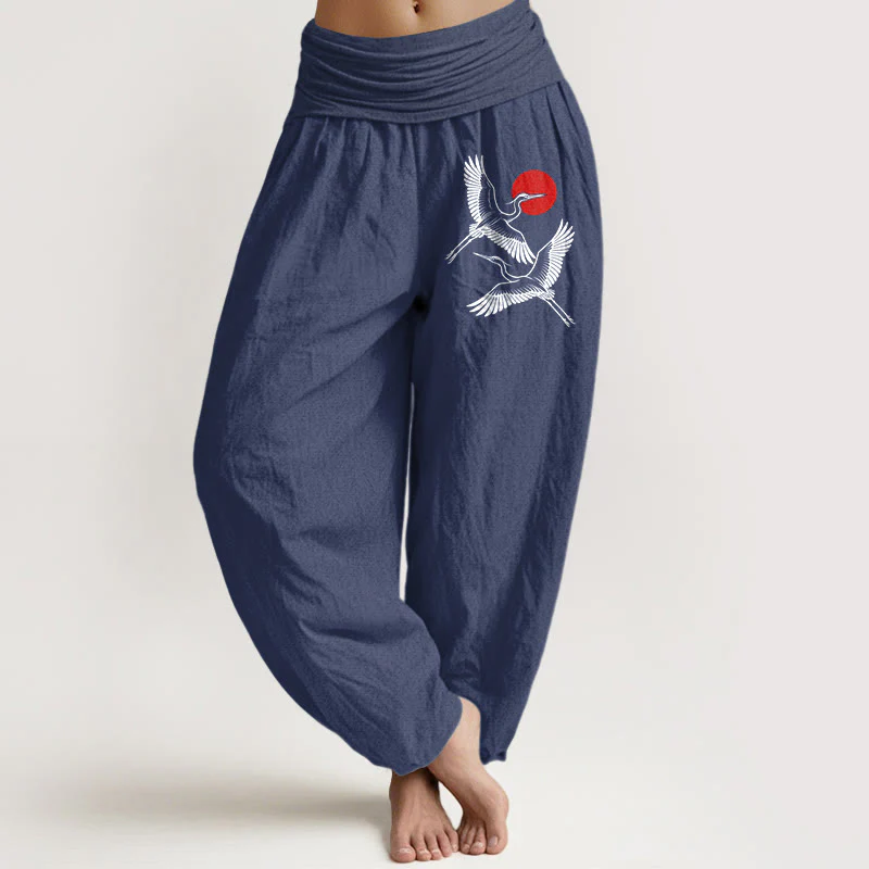 Pantaloni harem in puro cotone con elastico in vita e motivo a gru rosse e pietre Buddha Stones - Image 6