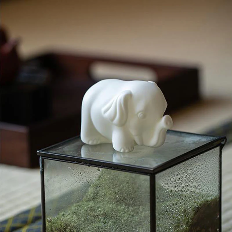 Statua di elefante piccolo Buddha Stones porcellana bianca ceramica forza decorazione scrivania casa - Image 6